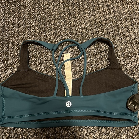 Lululemon bra - Picture 2 of 2